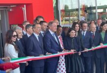 Milano, inaugurato Salone del Mobile. 1.950 espositori da 35 paesi