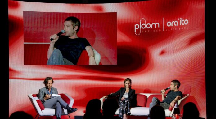 Alla Milano Design Week il lancio globale di Ploom Special Edition Red