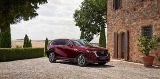 CX-80, la nuova ammiraglia Mazda a sette posti