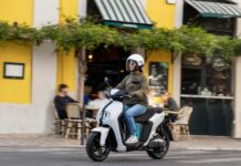 Yamaha NEO’s rivoluziona la mobilità urbana a impatto zero