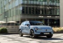 Volvo EX30 premiata con il Car Design Award 2024