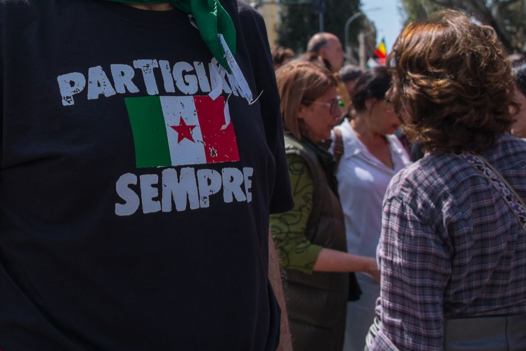 25 Aprile, alta tensione a Roma tra Pro Palestina e Comunità Ebraica