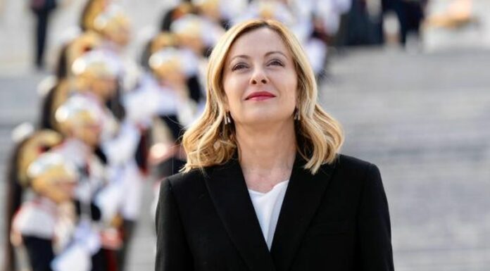 Europee, Meloni “Scendo in campo, nella scheda scrivete solo Giorgia”