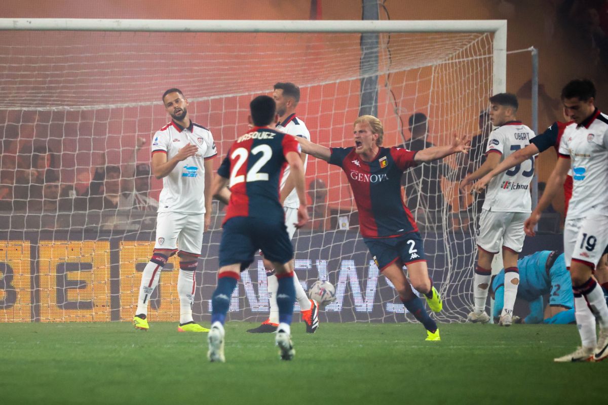 Il posticipo va al Genoa, Cagliari battuto 3-0