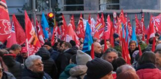 Tiro al bersaglio sul Jobs Act tra tentativi referendari e sciopero