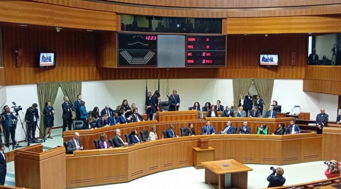 Piero Comandini (Pd) nuovo presidente del Consiglio regionale