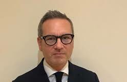 الخبير الإيطالي روفينيتي: المبعوث الأممي باتيلي استقال بسبب اشتباكات طرابلس