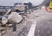 Il maltempo causa una frana sull’A23 in Friuli