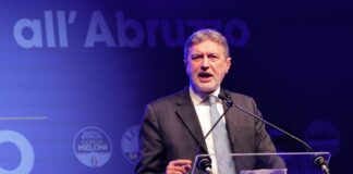 مارسيليو: أبروتسو عادت إلى مركز السياسة الوطنية