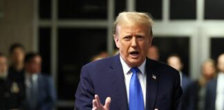 Si apre il processo col messaggio subliminale di Trump a chi dovrà giudicarlo