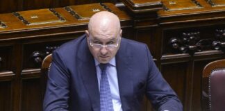 Crosetto “L’Italia non parteciperà a un eventuale intervento in Ucraina”