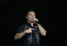 Tiziano Ferro “Imparate a mettervi nei panni di chi è diverso da voi”