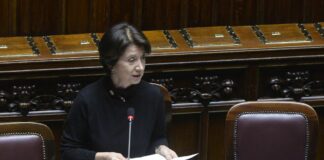 Roccella “Governo investe sulle donne, 4 mld per le famiglie”