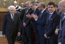 Standing ovation per Mattarella al congresso dell’Anm a Palermo