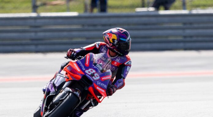 Martin vince la sprint race di Le Mans, ritiro per Bagnaia
