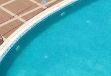 Bimbo italiano di 6 anni cade in piscina a Malta, è grave