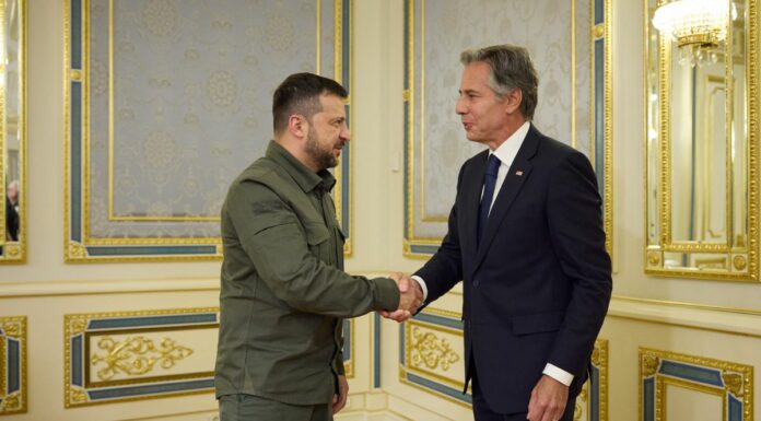Blinken “Sono tornato a Kiev per dimostrare il nostro incrollabile sostegno”
