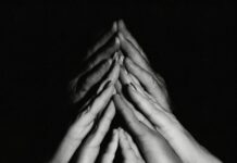 Geolier annuncia l’uscita del nuovo album “Dio lo sa”