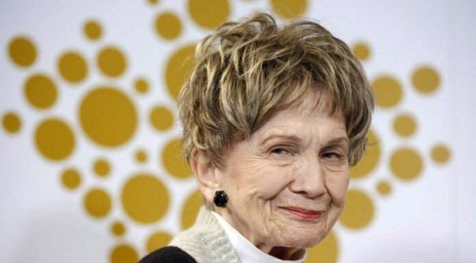 Morta la scrittrice Alice Munro, vinse il Nobel nel 2013