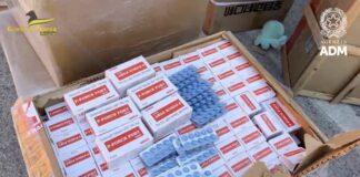 Sequestro record di medicinali privi di autorizzazioni sanitarie