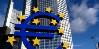 Bce, cala rischio recessione ma aspettative restano incerte