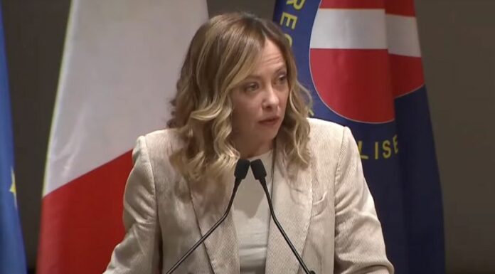 Lavoro, Meloni “Siamo su strada giusta ma non ci culliamo su allori”