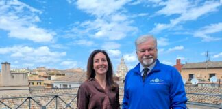 “Api in rosa”, al via progetto che valorizza l’apicoltura femminile