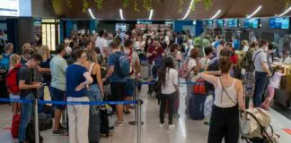 Parlamento e Consiglio europeo hanno raggiunto un accordo sui diritti dei passeggeri aerei: maggiori tutele per i viaggiatori