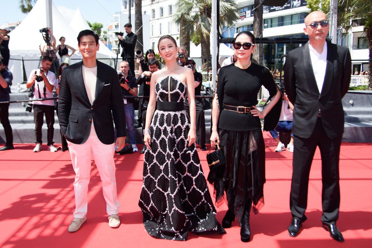A Cannes “Caught by the tides”, 23 anni di Cina secondo Jia Zhang-Ke