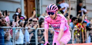 Pogacar vince anche la 16^ tappa e fa cinquina al Giro