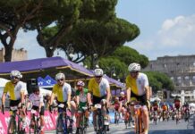 Athletica Vaticana al Giro-E per sostenere il “Bambino Gesù”