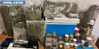 Sequestrati 24 kg di droga, due arresti a Roma