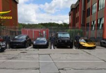 Scoperto contrabbando di supercar, sequestrate Lamborghini e McLaren