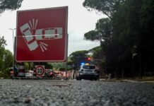 Roma, investe una donna e scappa. Rintracciata dalla Polizia locale