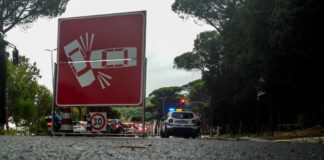 Roma, investe una donna e scappa. Rintracciata dalla Polizia locale