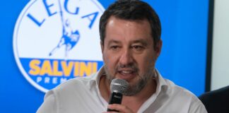سالفيني: الرابطة تهدف للنمو بشأن السياسة