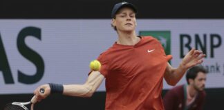 Sinner batte Gasquet e vola al terzo turno a Parigi