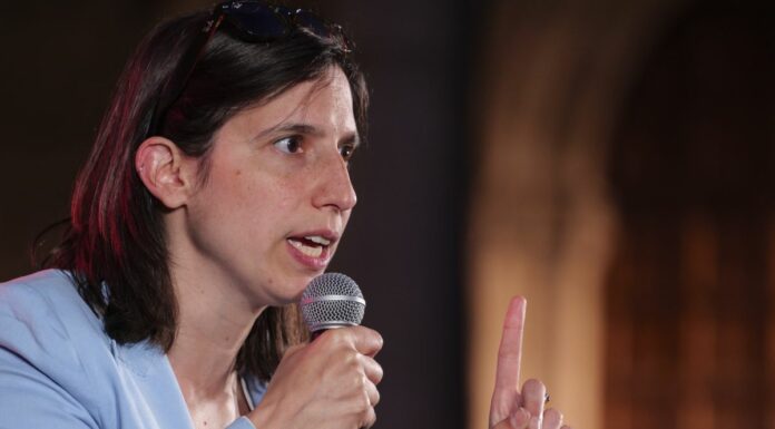 Schlein “Difendiamo la sanità pubblica da tagli e privatizzazioni”