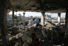 Israele chiede ai palestinesi di evacuare i quartieri est di Rafah