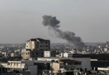 Raid notturni delle forze israeliane su obiettivi Hamas a Rafah