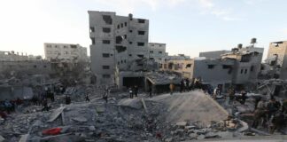 Gaza, raid israeliani nel campo di Jabalia