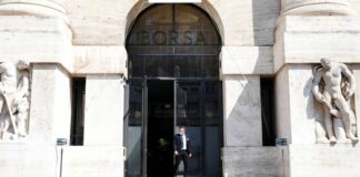 Borsa, Piazza Affari apre in rialzo, Ftse Mib a +0,52%