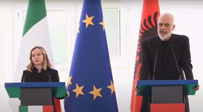 Migranti, Meloni “In Albania centri operativi da agosto”
