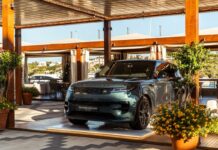 Range Rover rinnova partnership con lo Yacht Club Costa Smeralda