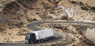 Volvo FH16, più potente ma anche molto attento ai consumi