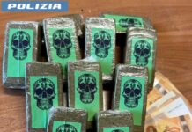 Duplice operazione antidroga della polizia a Roma, due arresti
