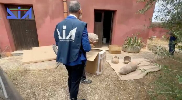 Sequestrati beni archeologici a trafficante vicino a Messina Denaro
