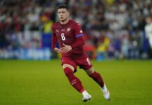 Jovic salva la Serbia in extremis, 1-1 con la Slovenia
