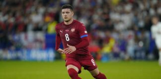 Jovic salva la Serbia in extremis, 1-1 con la Slovenia