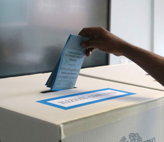 Urne aperte in 42 Comuni per i ballottaggi, sfida in sei capoluoghi